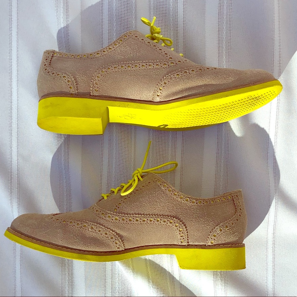 OFFERS PLEASE! ❤️Cole Haan Ladies Suede Oxfords